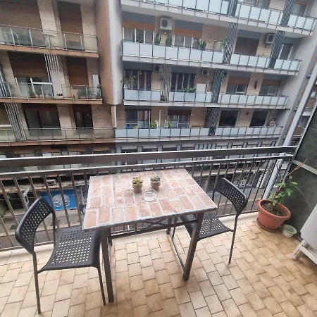 לינה וארוחת בוקר The Loft 27 בארי