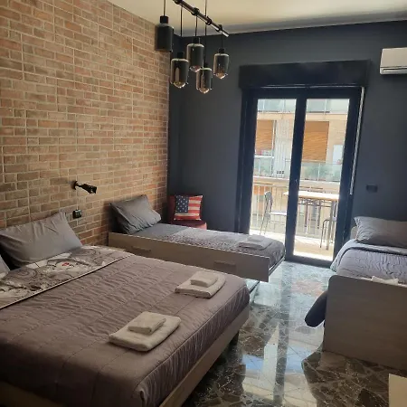 The Loft 27 4* Μπάρι